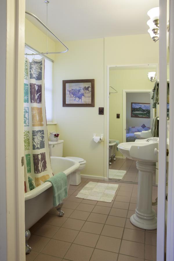 Rustridge Ranch & Winery Bed & Breakfast St. Helena Exterior photo